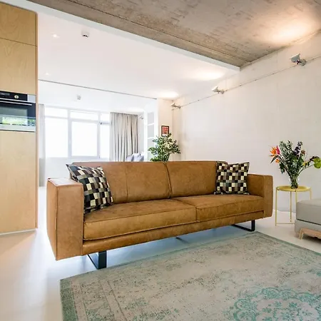 Beautiful And Bright In The Houthaven Apartment *