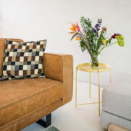 Beautiful And Bright In The Houthaven Apartment *